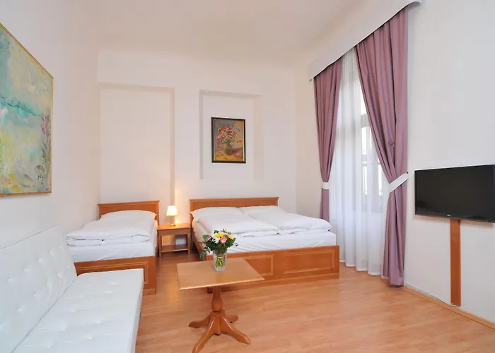 Boutique By Little King Apartmanhotel Prága