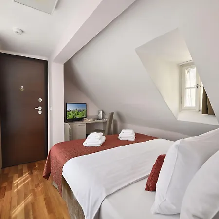 Boutique By Little King Aparthotel 3*