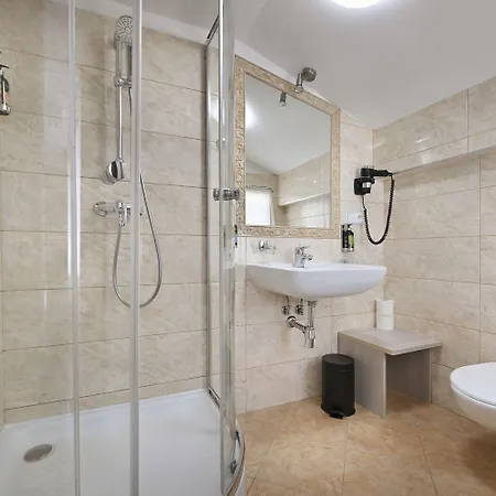 Boutique By Little King Aparthotel