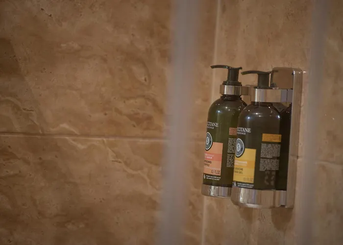 Boutique By Little King