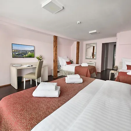 Aparthotel Boutique Residence By Little King 3*