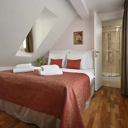 Boutique Residence By Little King Aparthotel 3*