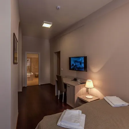 Aparthotel Boutique Residence By Little King 3*