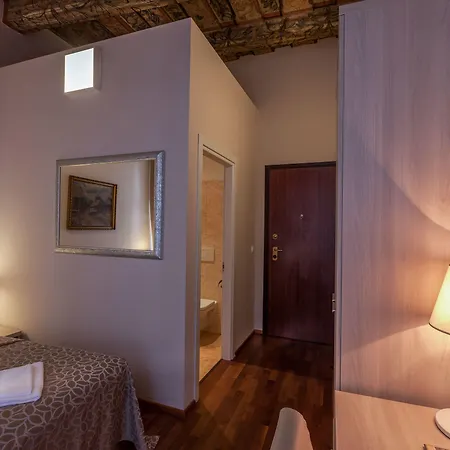 Boutique Residence By Little King Aparthotel Prag