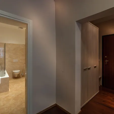 Boutique Residence By Little King Aparthotel Prag
