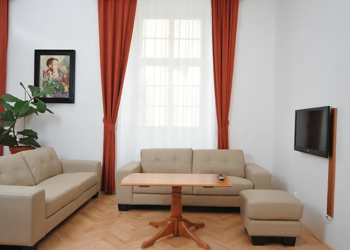 Boutique By Little King Hotel apartamentowy 3*